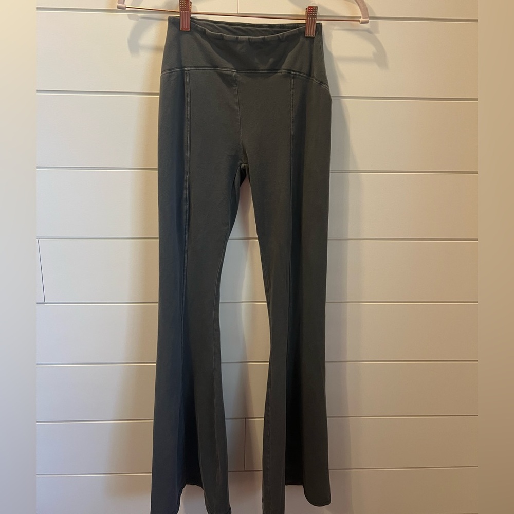 Urban Outfitters Flare Leggings HR